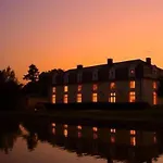 Le Domaine De Montchevreuil