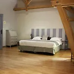 Le Domaine De Montchevreuil 3* Fresneaux-Montchevreuil