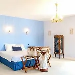 Le Domaine De Montchevreuil 3* Fresneaux-Montchevreuil