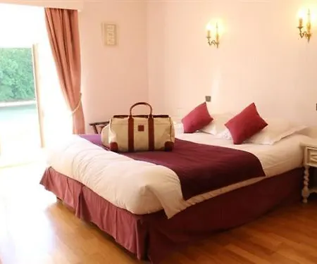 Pensjonat Le Domaine De Montchevreuil