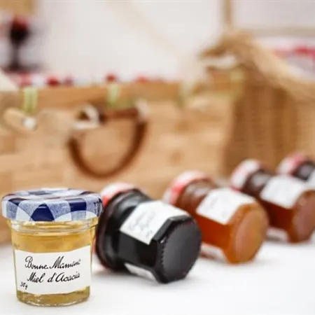 Domaine De Montchevreuil 3* Fresneaux-Montchevreuil