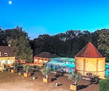 Le Domaine De Montchevreuil Pensjonat