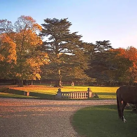 Le Domaine De Montchevreuil Fresneaux-Montchevreuil