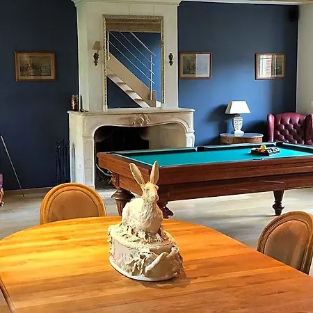 Guest house Domaine De Montchevreuil