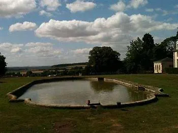 Domaine De Montchevreuil Maison d'hôtes