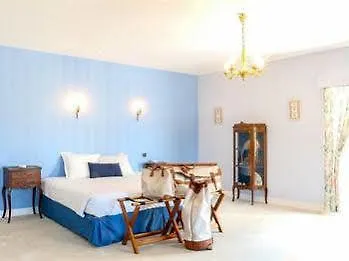 Domaine De Montchevreuil 3* Fresneaux-Montchevreuil