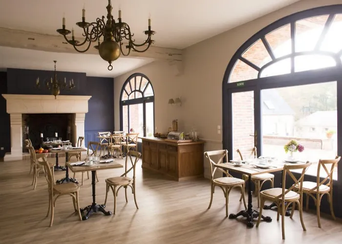 Domaine De Montchevreuil